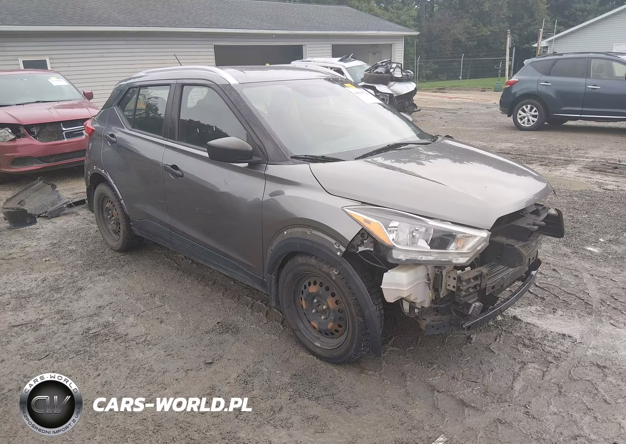 2018 Nissan Kicks S VIN:3N1CP5CU2JL516758 - 1