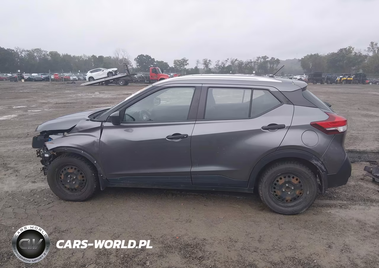 2018 Nissan Kicks S VIN:3N1CP5CU2JL516758 - 15