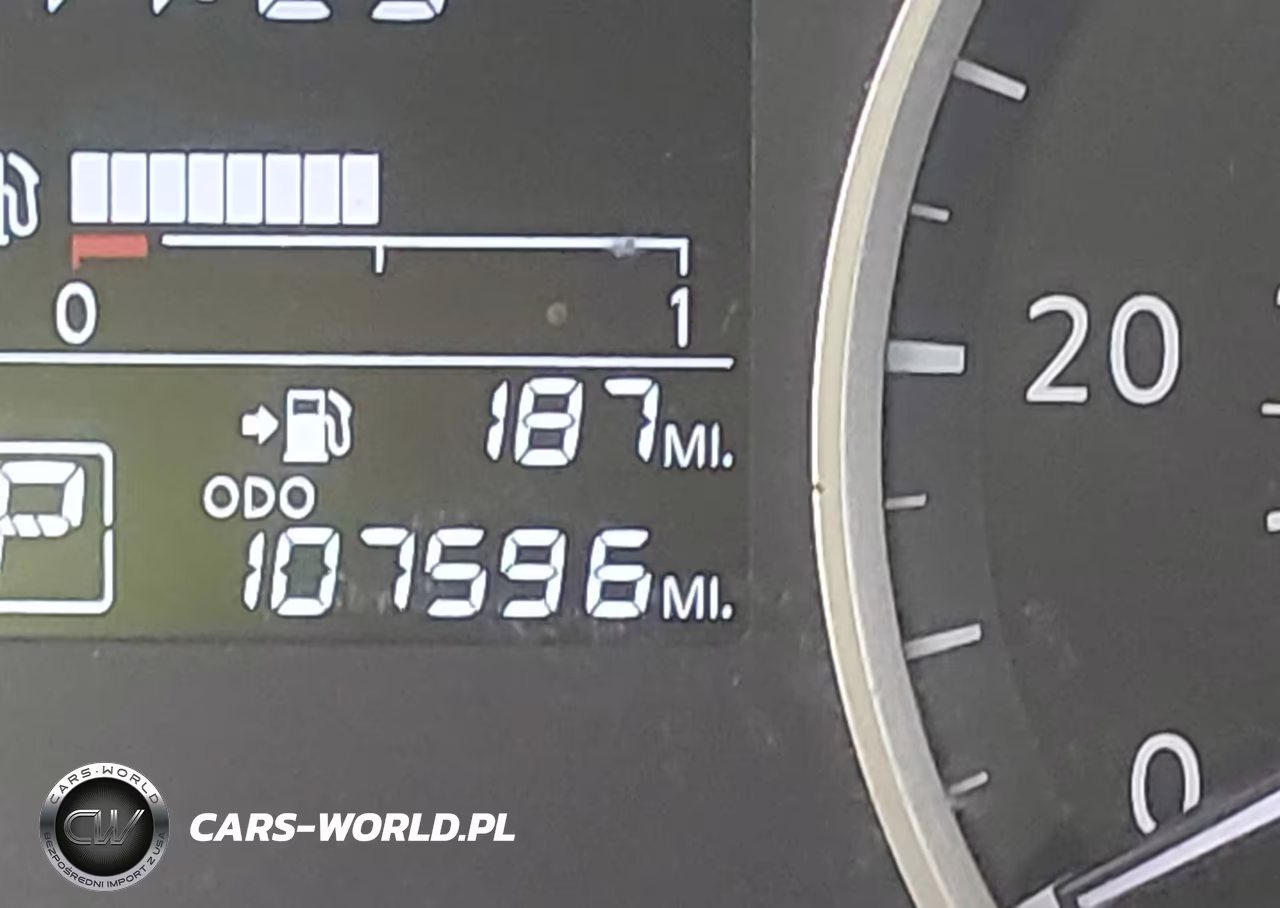 2018 Nissan Kicks S VIN:3N1CP5CU2JL516758 - 16