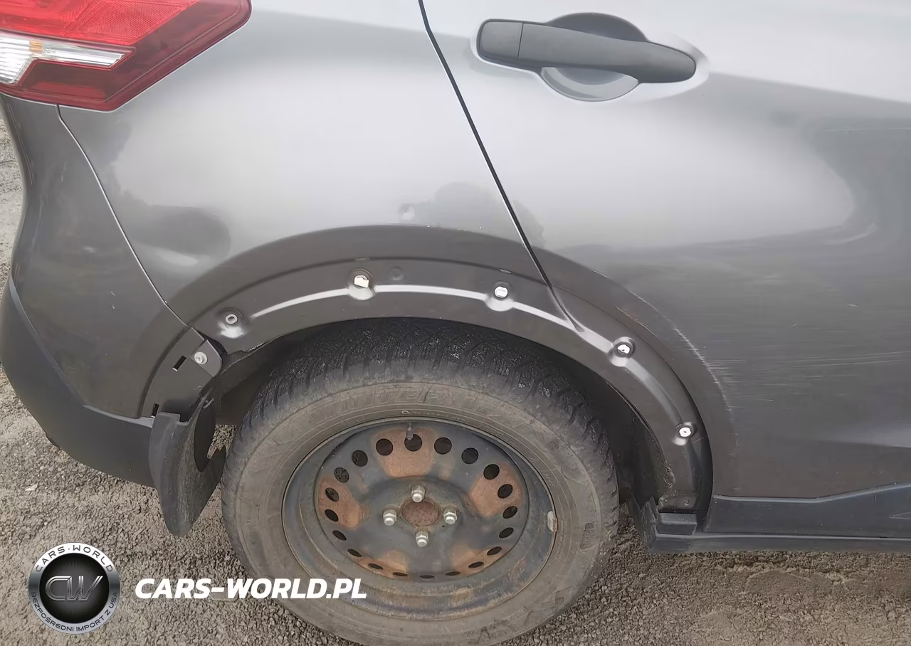2018 Nissan Kicks S VIN:3N1CP5CU2JL516758 - 20