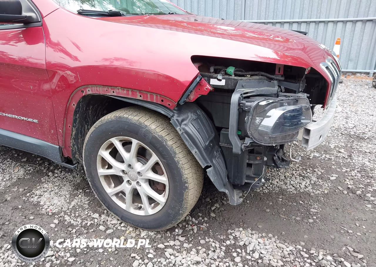 2014 Jeep Cherokee Sport VIN:1C4PJMABXEW166131 - 13