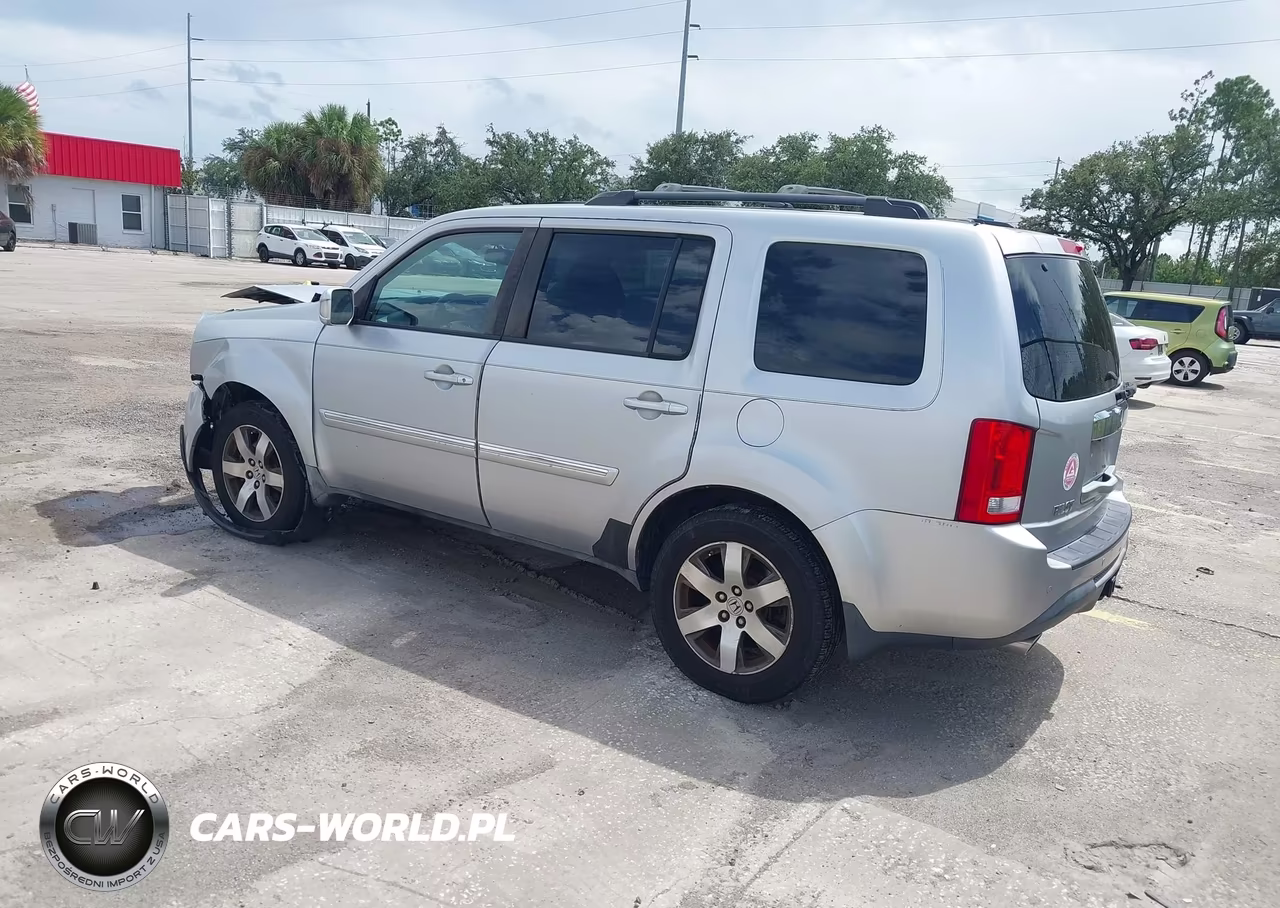 2012 Honda Pilot Touring VIN:5FNYF3H96CB023455 - 3