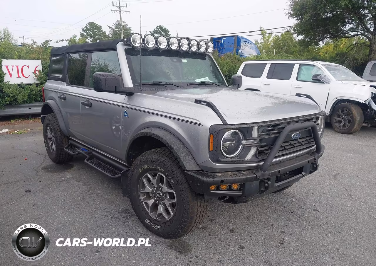 2022 Ford Bronco Black Diamond VIN:1FMDE5BH4NLA78737 - 1