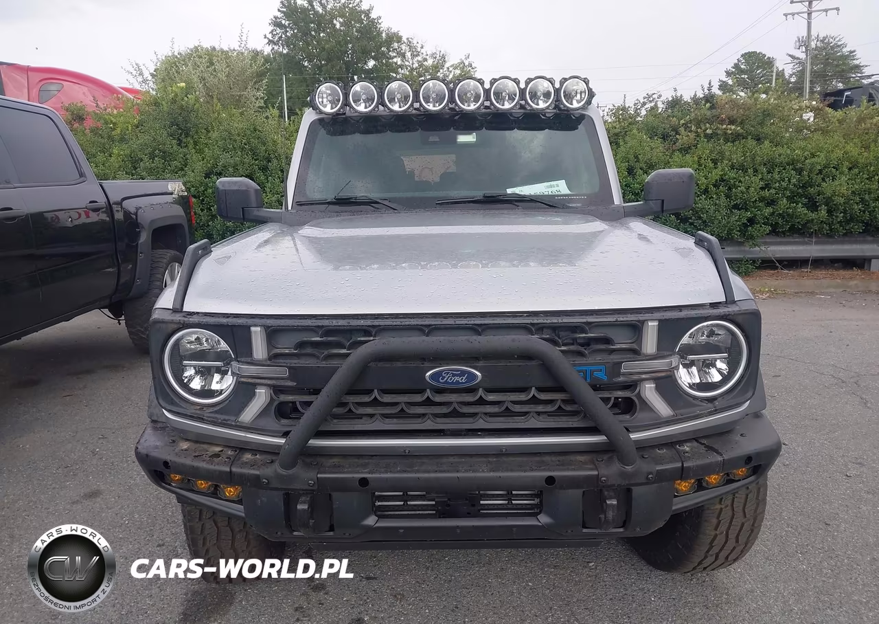 2022 Ford Bronco Black Diamond VIN:1FMDE5BH4NLA78737 - 12