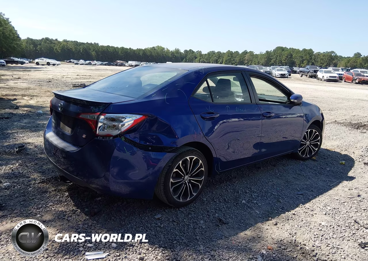 2015 Toyota Corolla S Plus VIN:2T1BURHE9FC424583 - 4