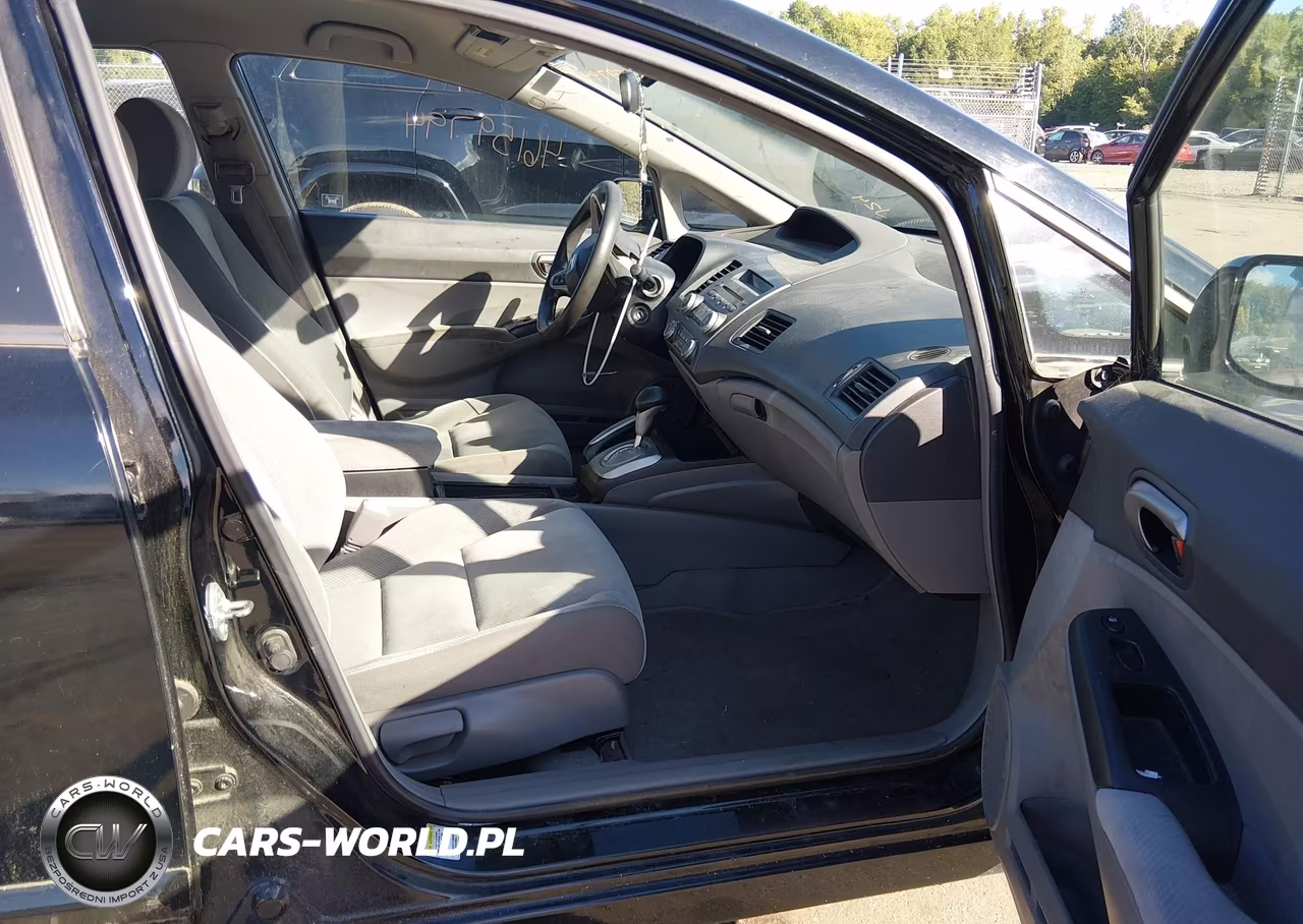 2009 Honda Civic Lx VIN:2HGFA165X9H365666 - 5