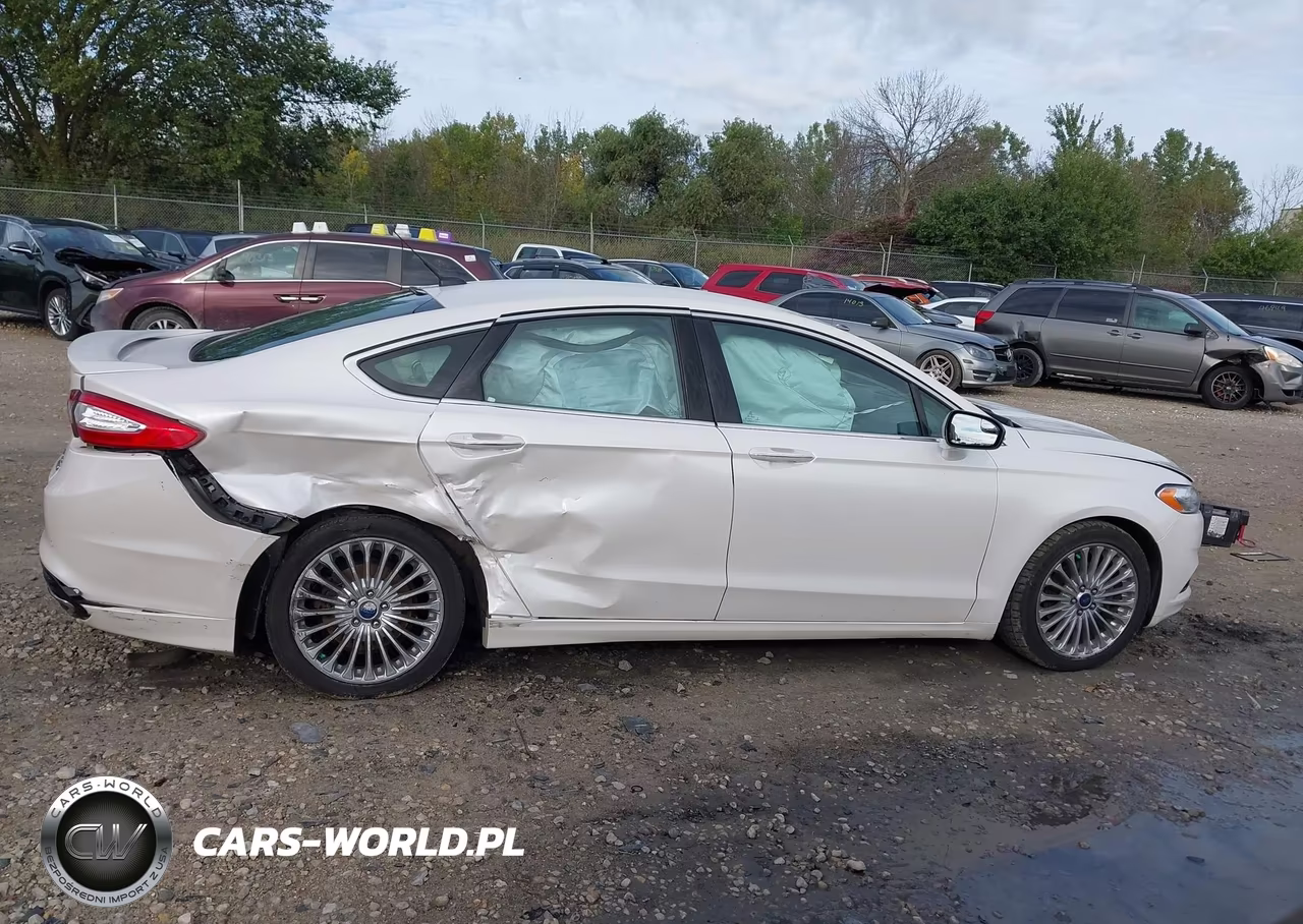2016 Ford Fusion Titanium VIN:3FA6P0K99GR114676 - 13