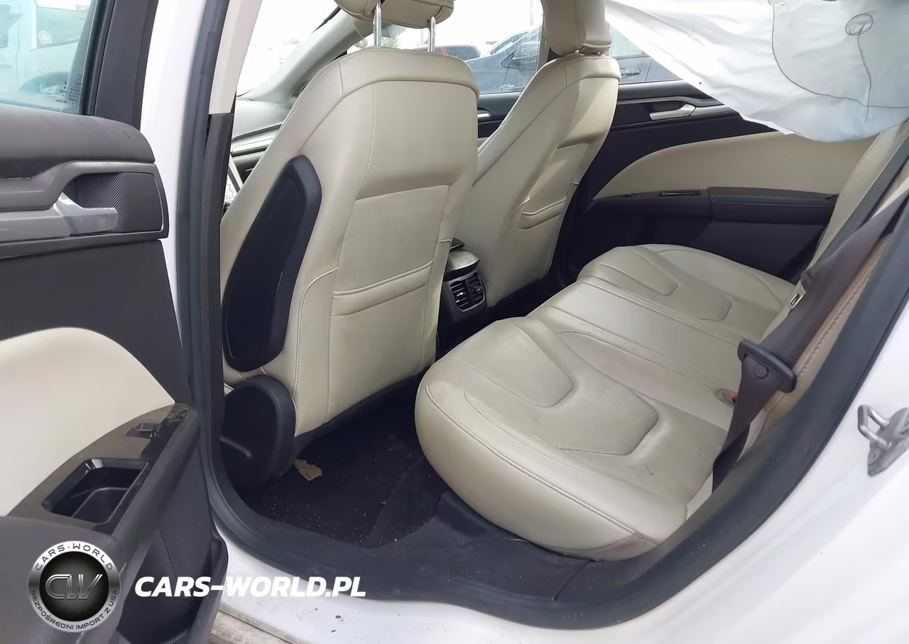 2016 Ford Fusion Titanium VIN:3FA6P0K99GR114676 - 8