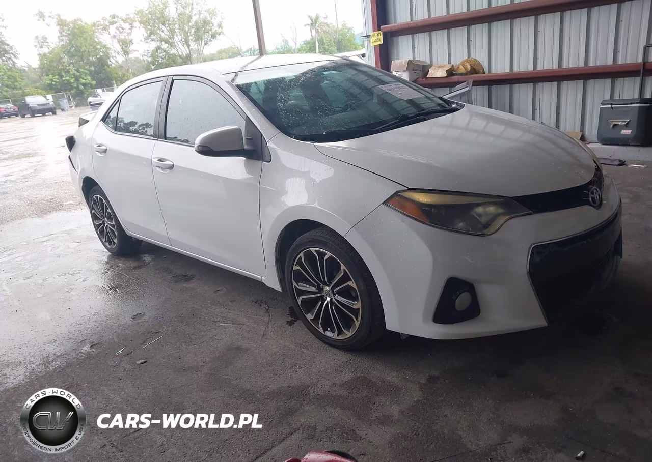 2015 Toyota Corolla S Plus