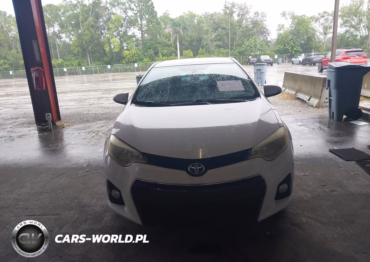 2015 Toyota Corolla S Plus VIN:5YFBURHE8FP231793 - 12
