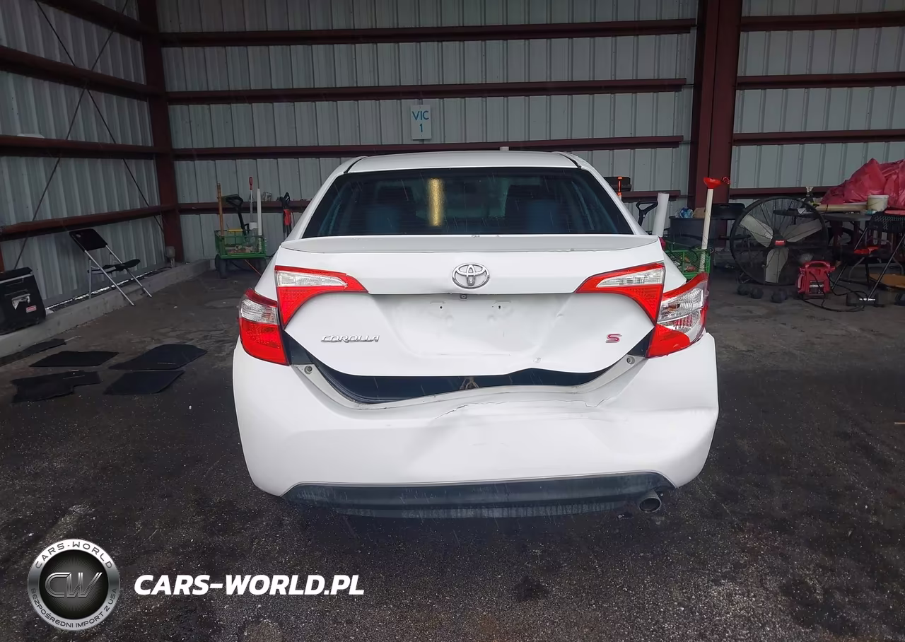 2015 Toyota Corolla S Plus VIN:5YFBURHE8FP231793 - 16