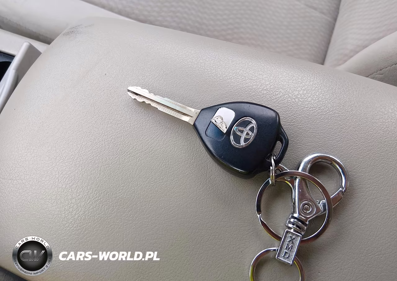 2011 Toyota Camry Le VIN:4T4BF3EK2BR109625 - 11