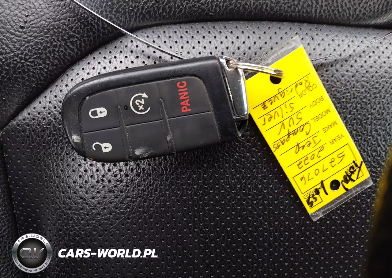 2022 Jeep Compass Latitude Lux 4X4 VIN:3C4NJDFBXNT109143 - 11