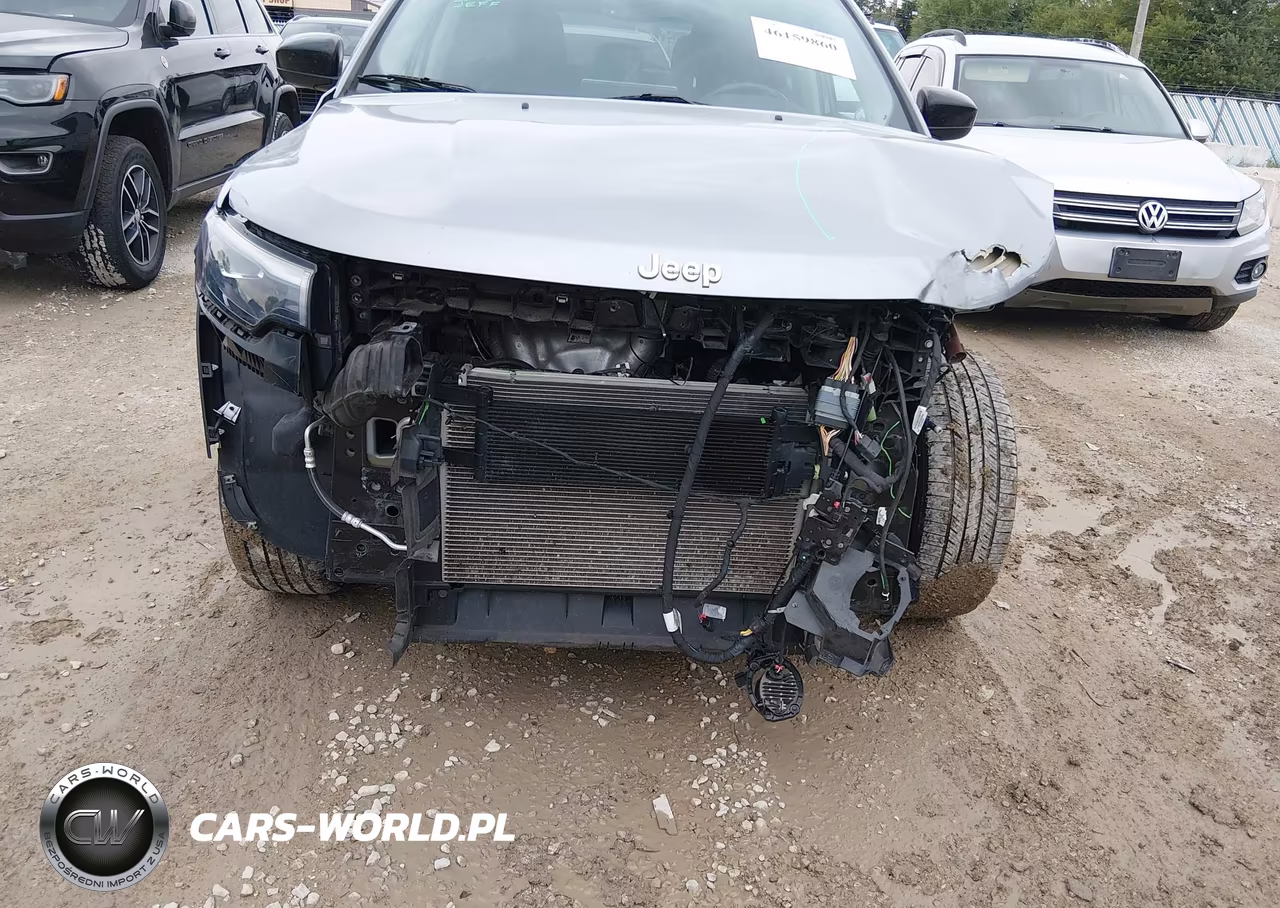 2022 Jeep Compass Latitude Lux 4X4 VIN:3C4NJDFBXNT109143 - 6