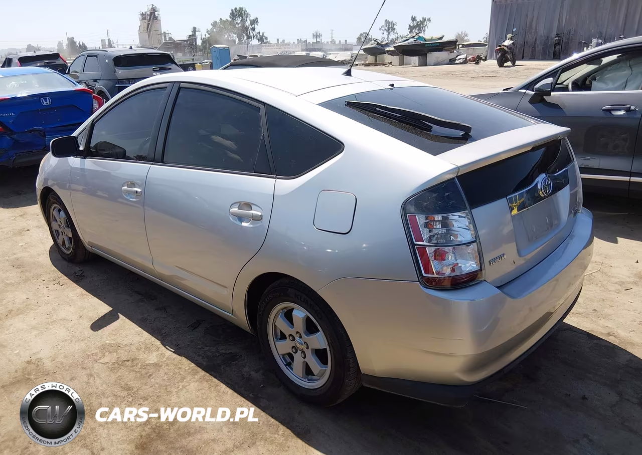 2004 Toyota Prius VIN:JTDKB20U740044777 - 3