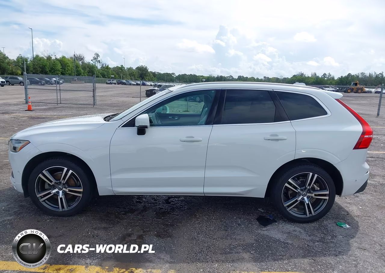 2019 Volvo Xc60 T5 Momentum VIN:LYV102RK1KB308336 - 14