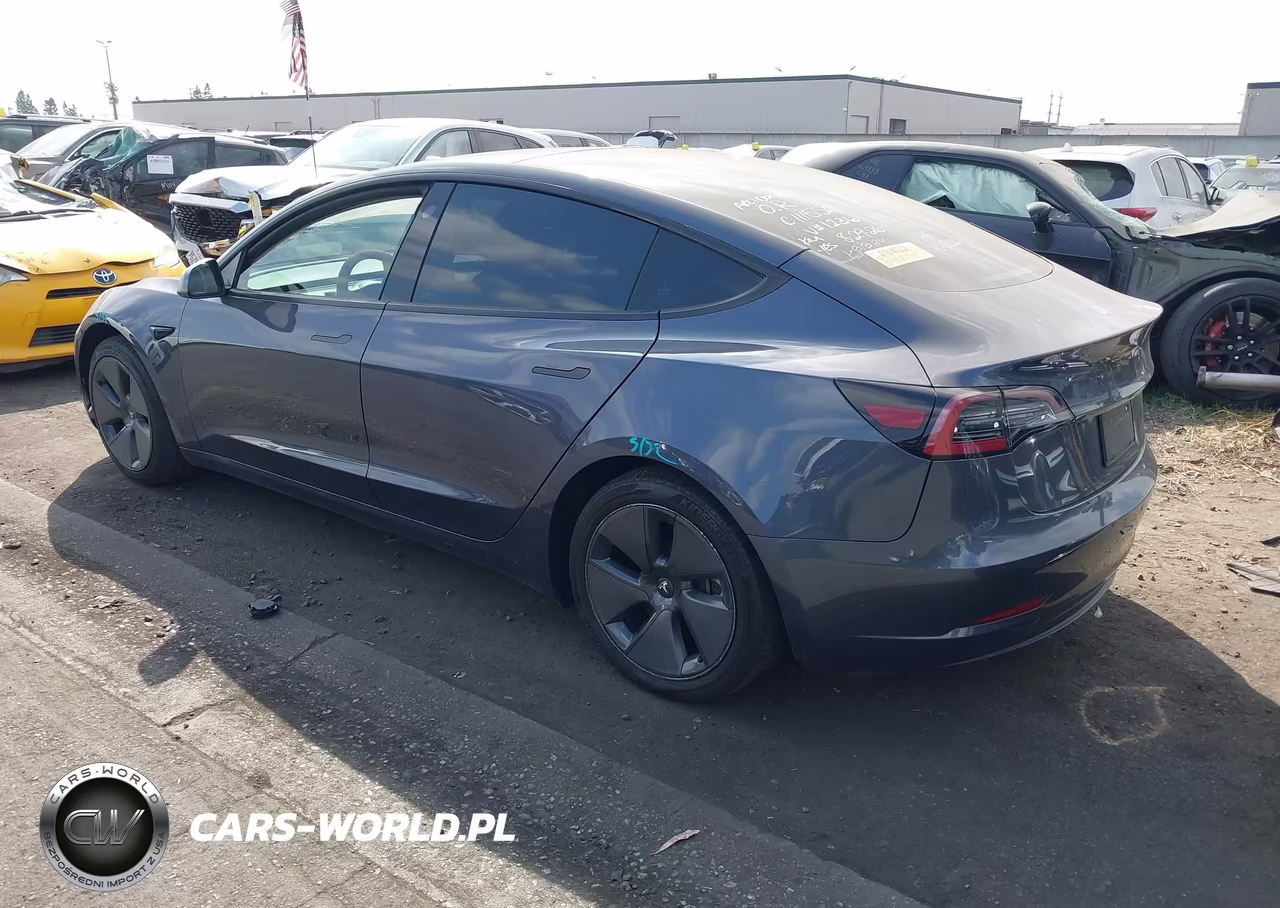 2023 Tesla Model 3 Rear-Wheel Drive VIN:5YJ3E1EAXPF501236 - 3