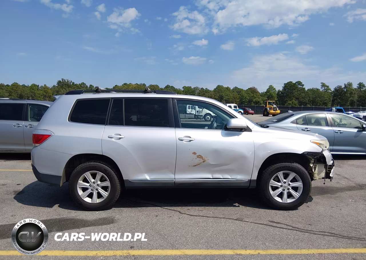 2013 Toyota Highlander Base Plus VIN:5TDZA3EH6DS044852 - 13