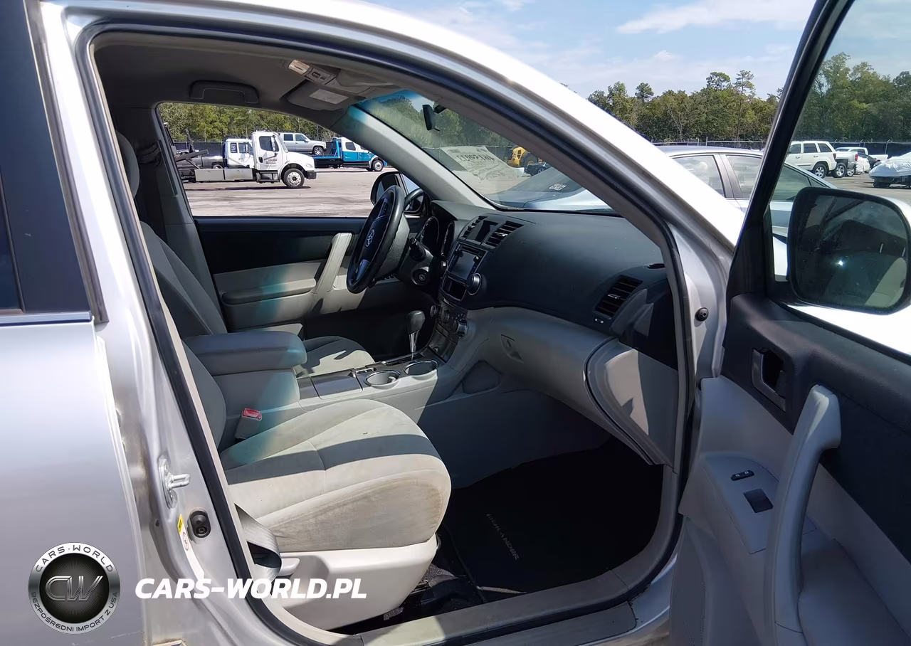 2013 Toyota Highlander Base Plus VIN:5TDZA3EH6DS044852 - 5