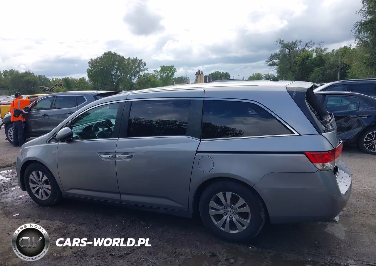 2016 Honda Odyssey Ex-L VIN:5FNRL5H64GB092410 - 14