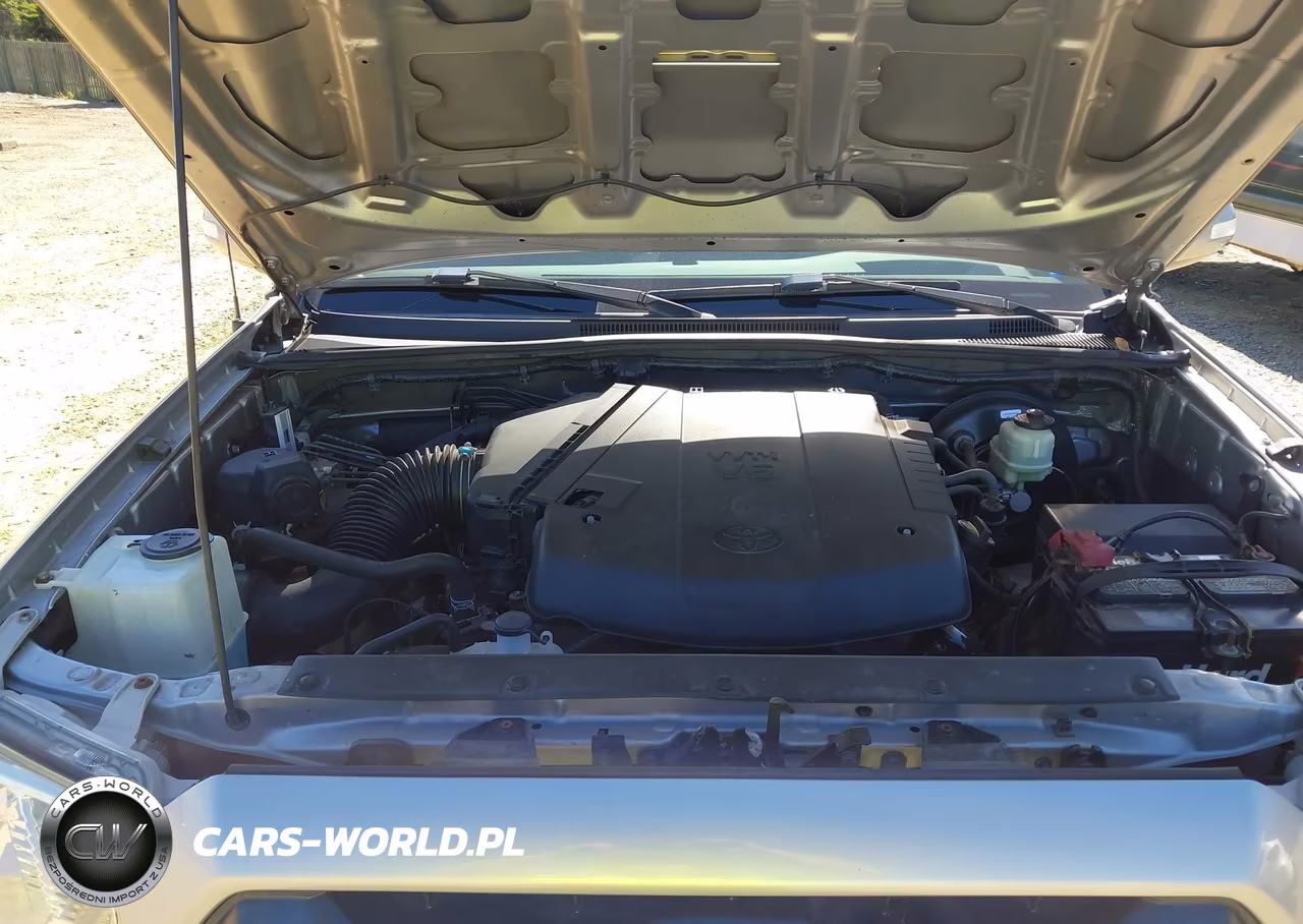 2015 Toyota Tacoma Base V6 VIN:3TMMU4FN4FM087388 - 10