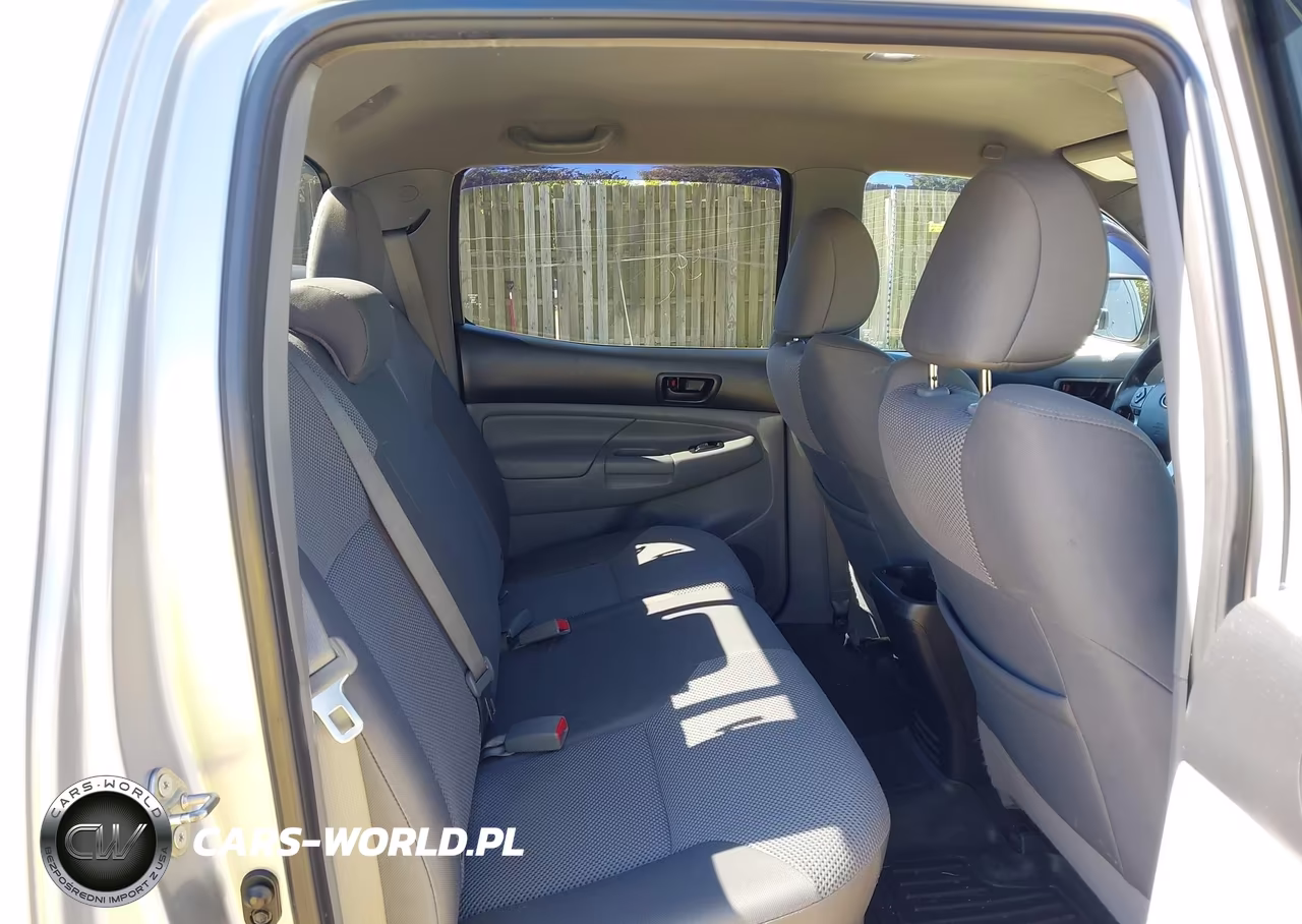2015 Toyota Tacoma Base V6 VIN:3TMMU4FN4FM087388 - 8