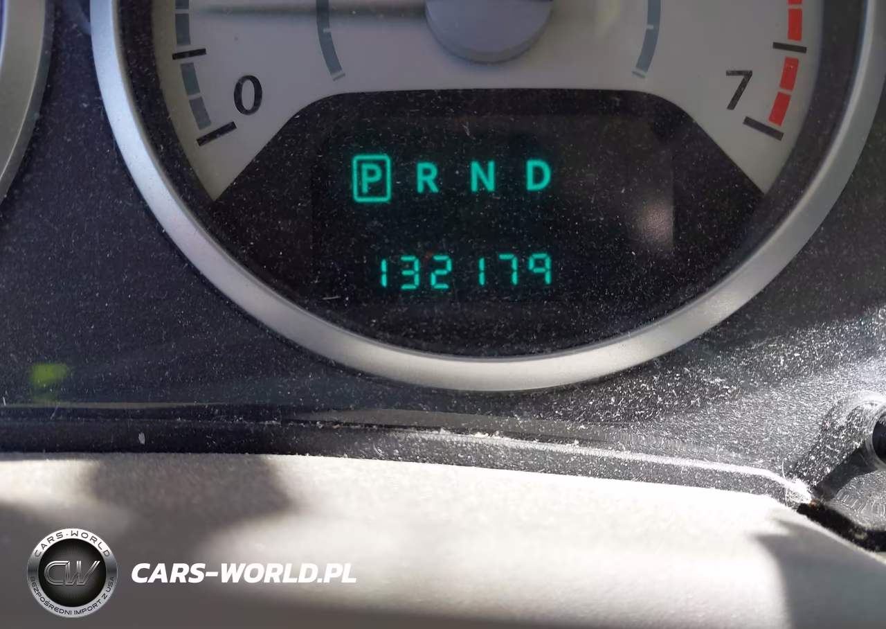 2010 Chrysler Town & Country Touring VIN:2A4RR5D1XAR468199 - 7