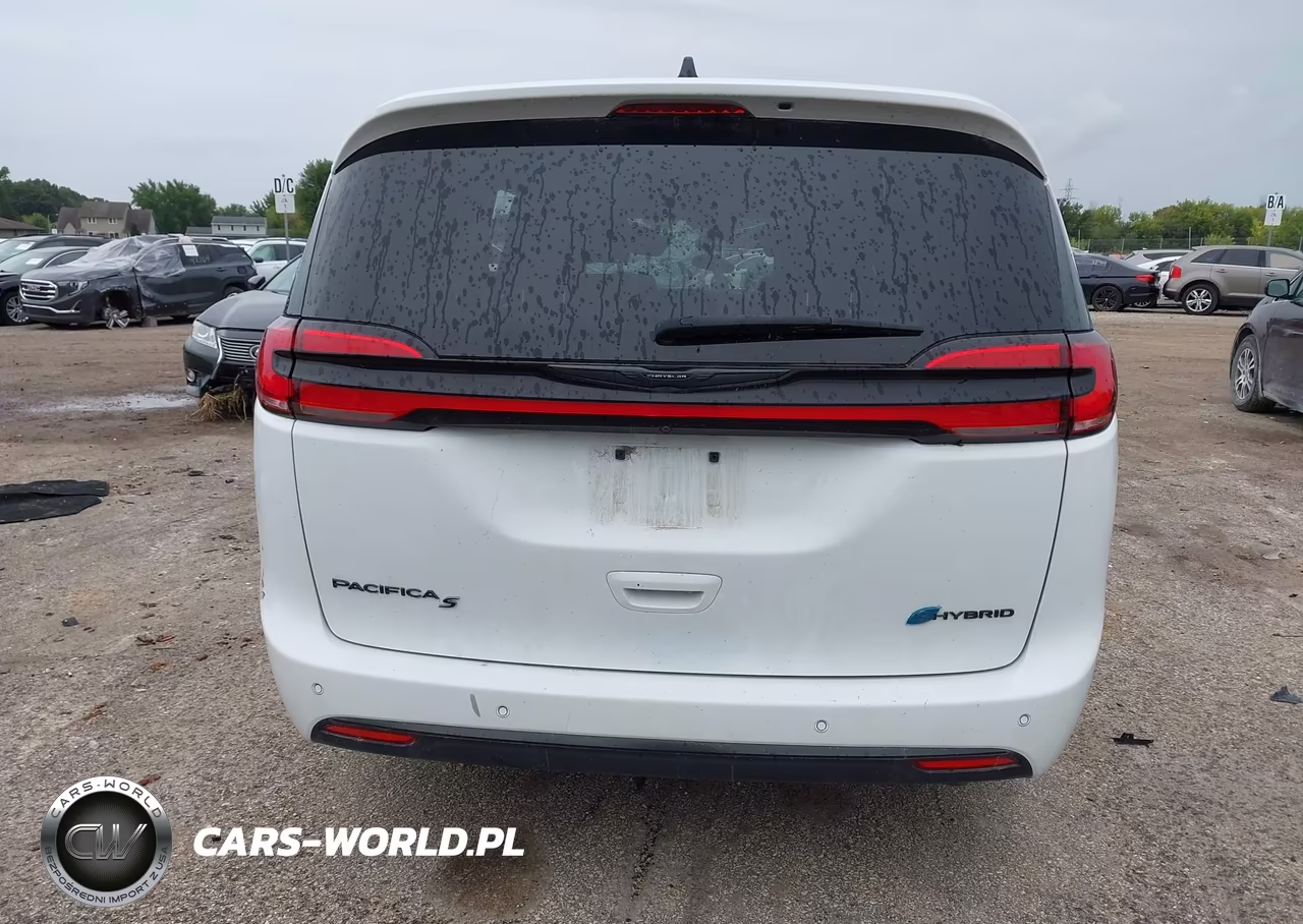 2024 Chrysler Pacifica Hybrid S Appearance Pkg VIN:2C4RC1S79RR111910 - 17