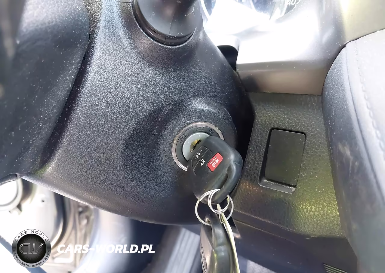 2017 Toyota Rav4 Le VIN:JTMZFREV5HJ102253 - 11