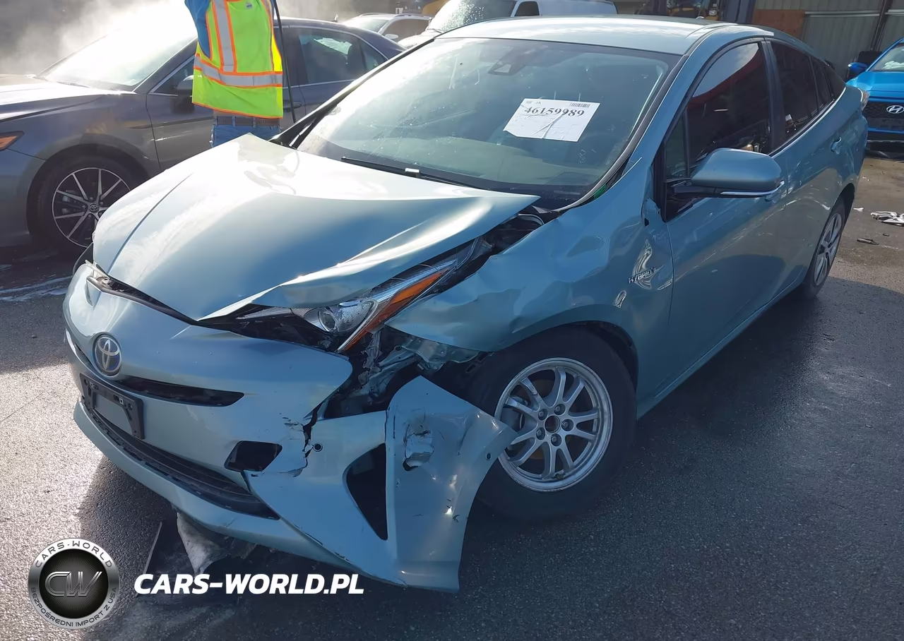 2018 Toyota Prius Two VIN:JTDKBRFUXJ3065245 - 6