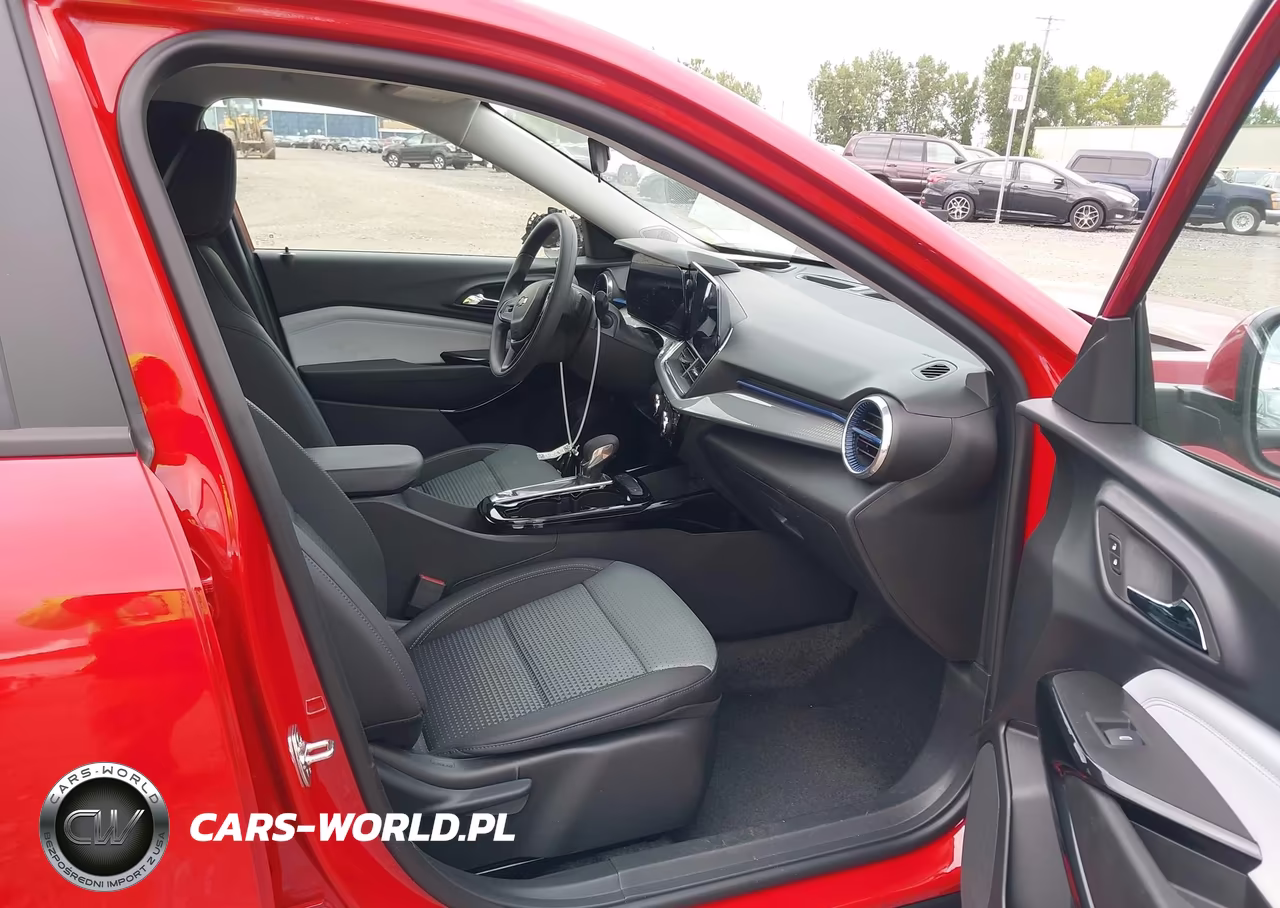 2026 Chevrolet Trax Fwd Lt VIN:KL77LHEP3TC166782 - 5