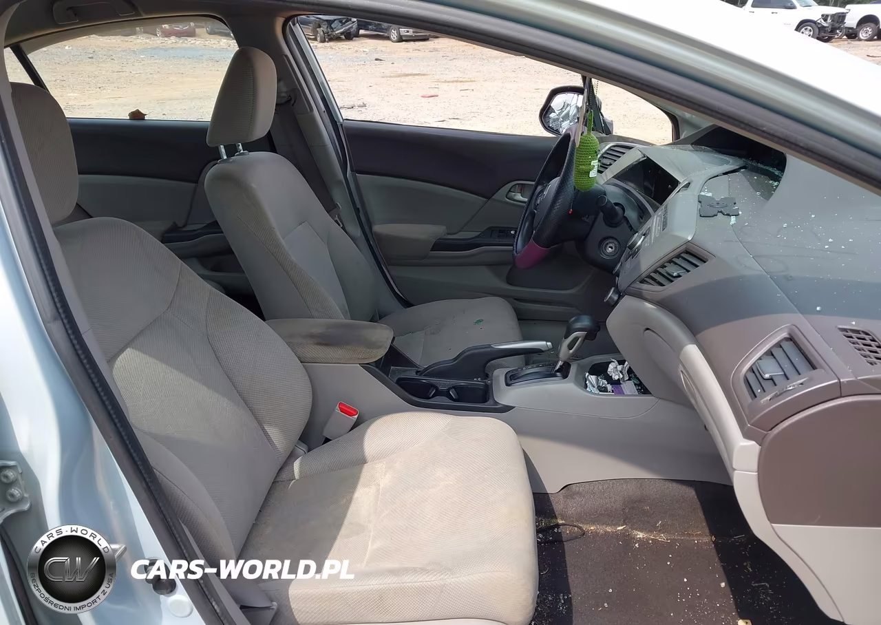 2012 Honda Civic Lx VIN:2HGFB2F5XCH571791 - 5