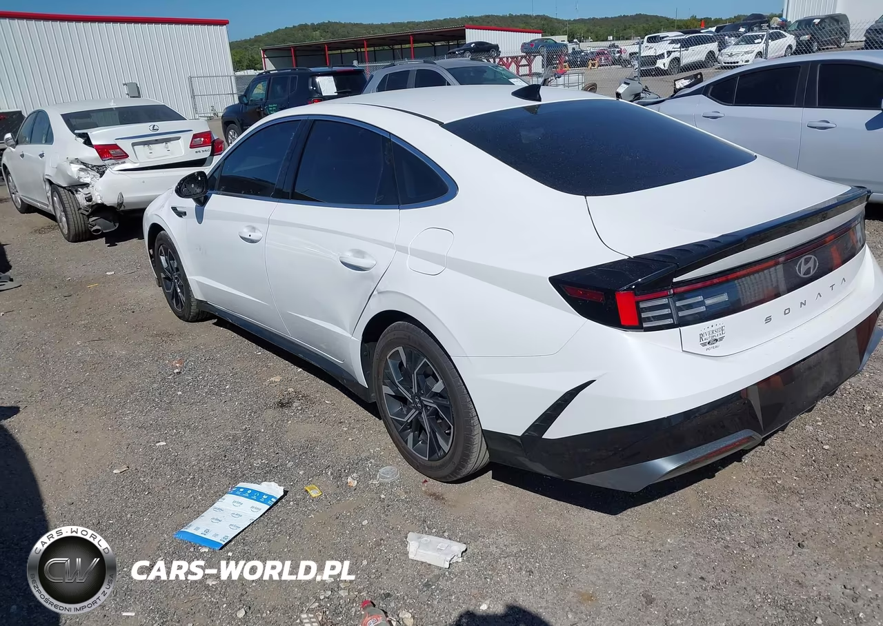 2025 Hyundai Sonata Sel VIN:KMHL64JA3SA437476 - 3