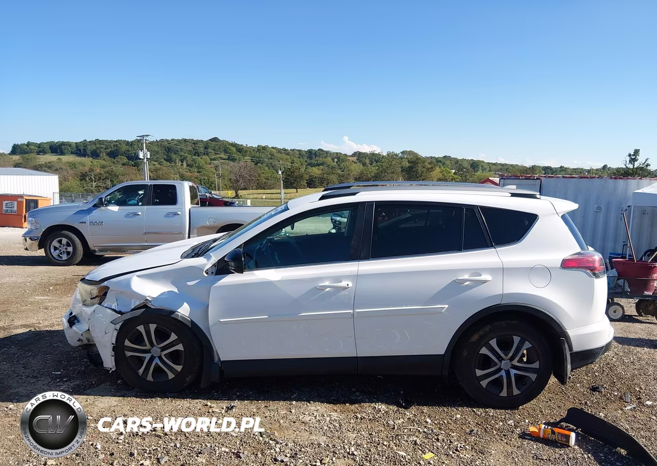 2017 Toyota Rav4 Le VIN:2T3BFREV1HW571391 - 15