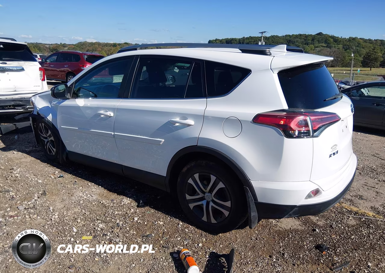 2017 Toyota Rav4 Le VIN:2T3BFREV1HW571391 - 3