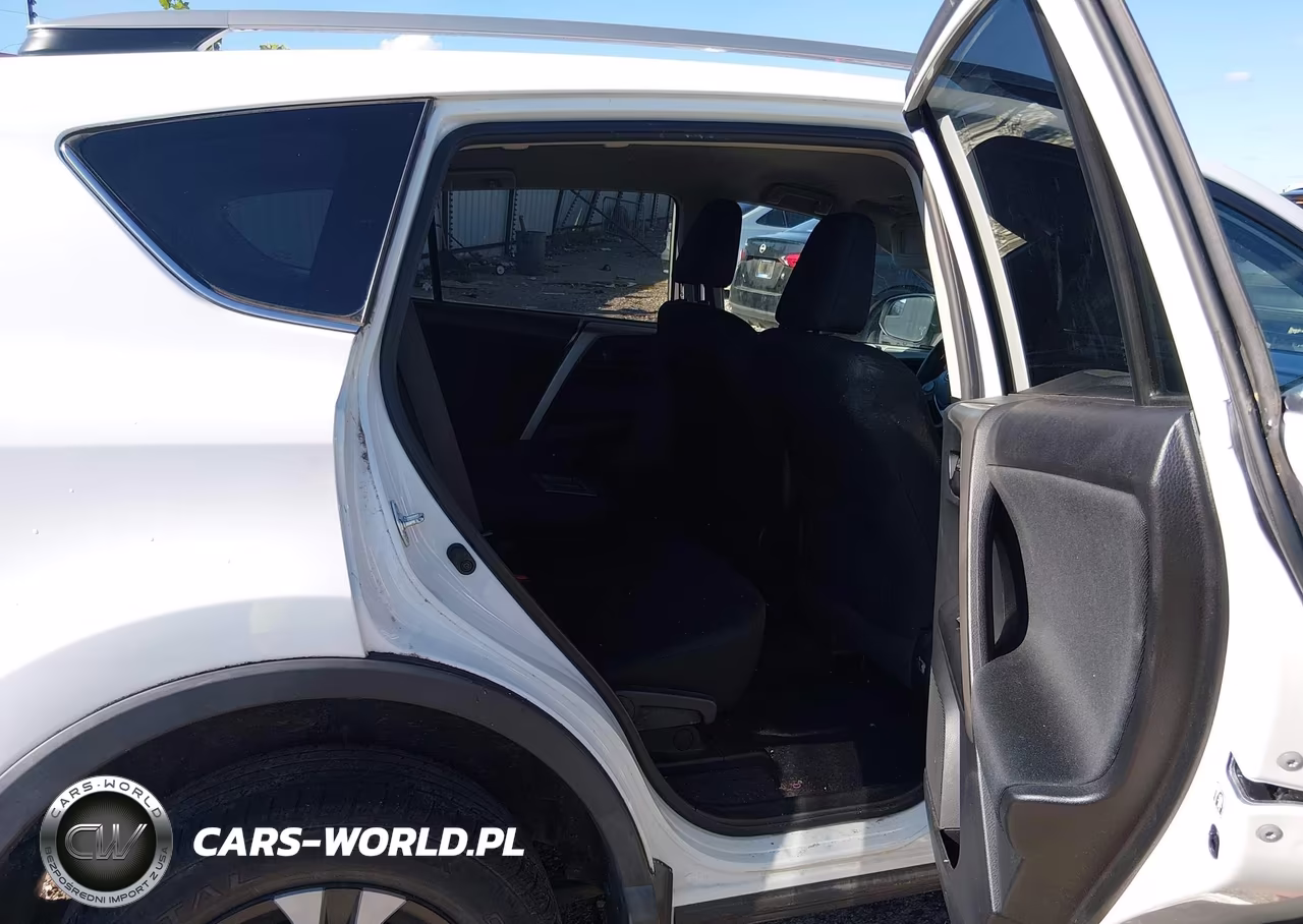2017 Toyota Rav4 Le VIN:2T3BFREV1HW571391 - 8