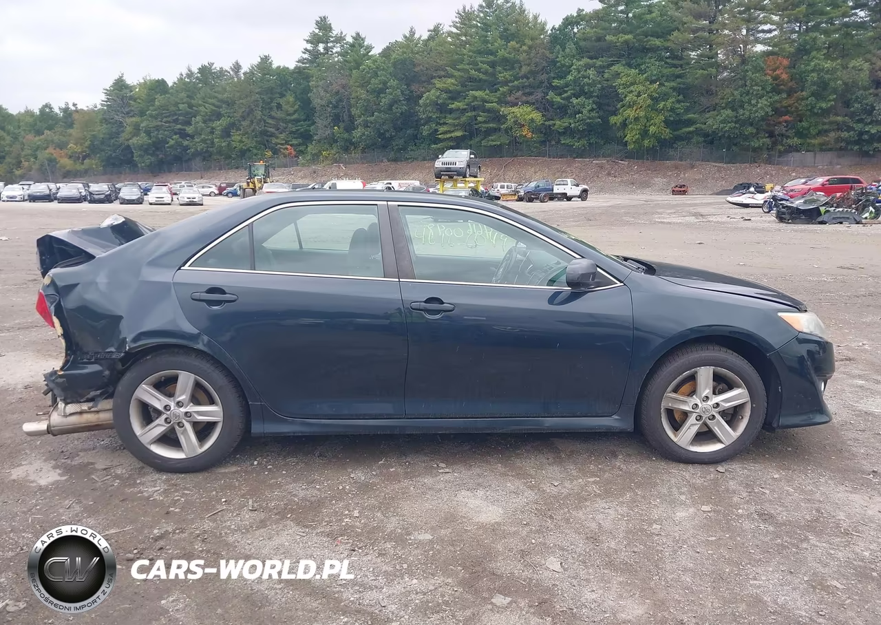 2014 Toyota Camry Se VIN:4T1BF1FKXEU390347 - 14