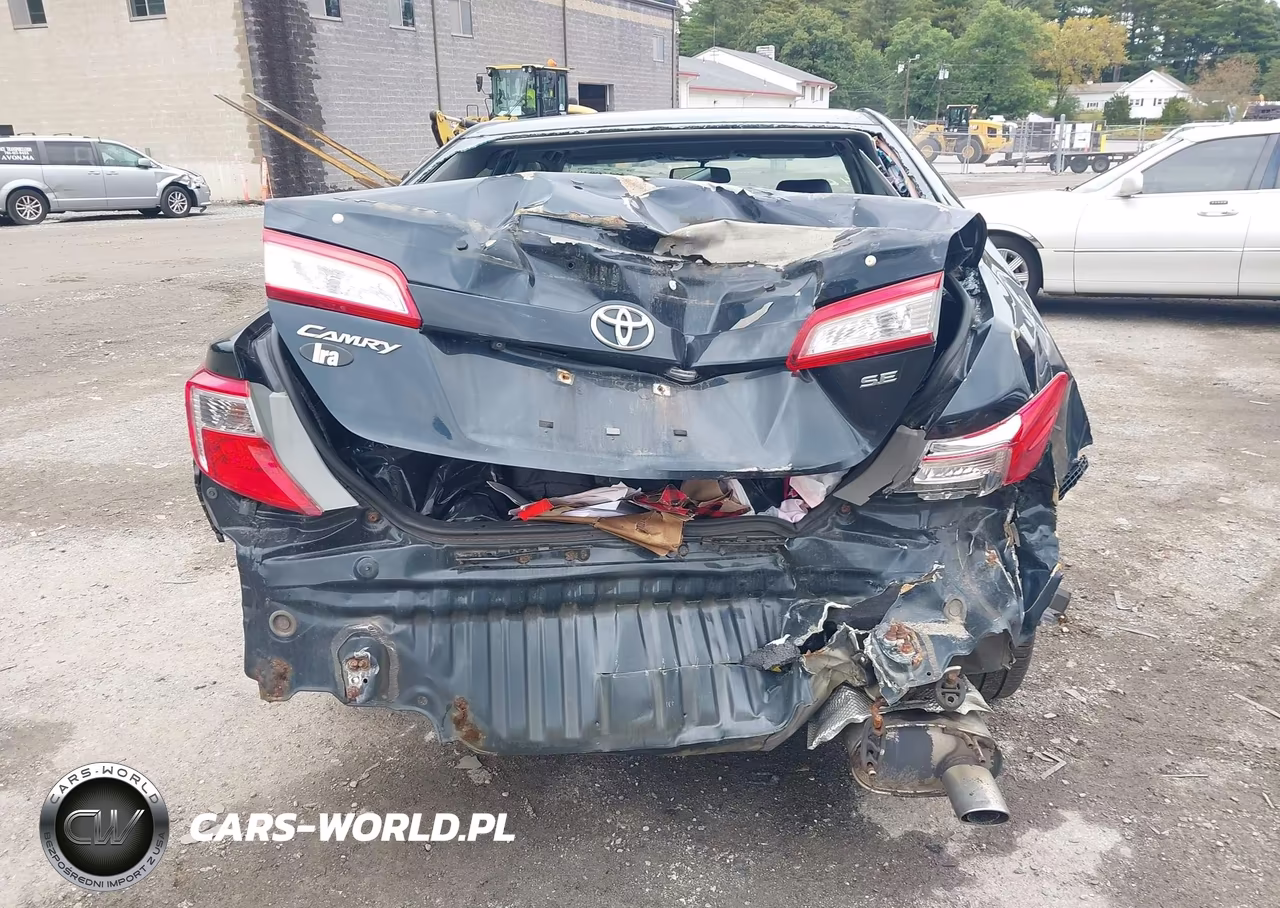 2014 Toyota Camry Se VIN:4T1BF1FKXEU390347 - 17