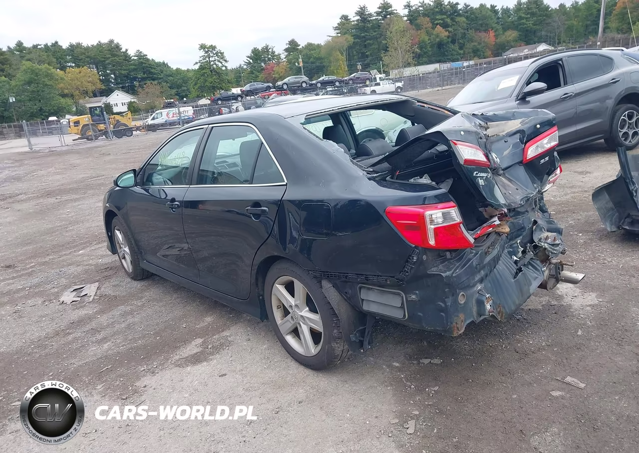 2014 Toyota Camry Se VIN:4T1BF1FKXEU390347 - 3