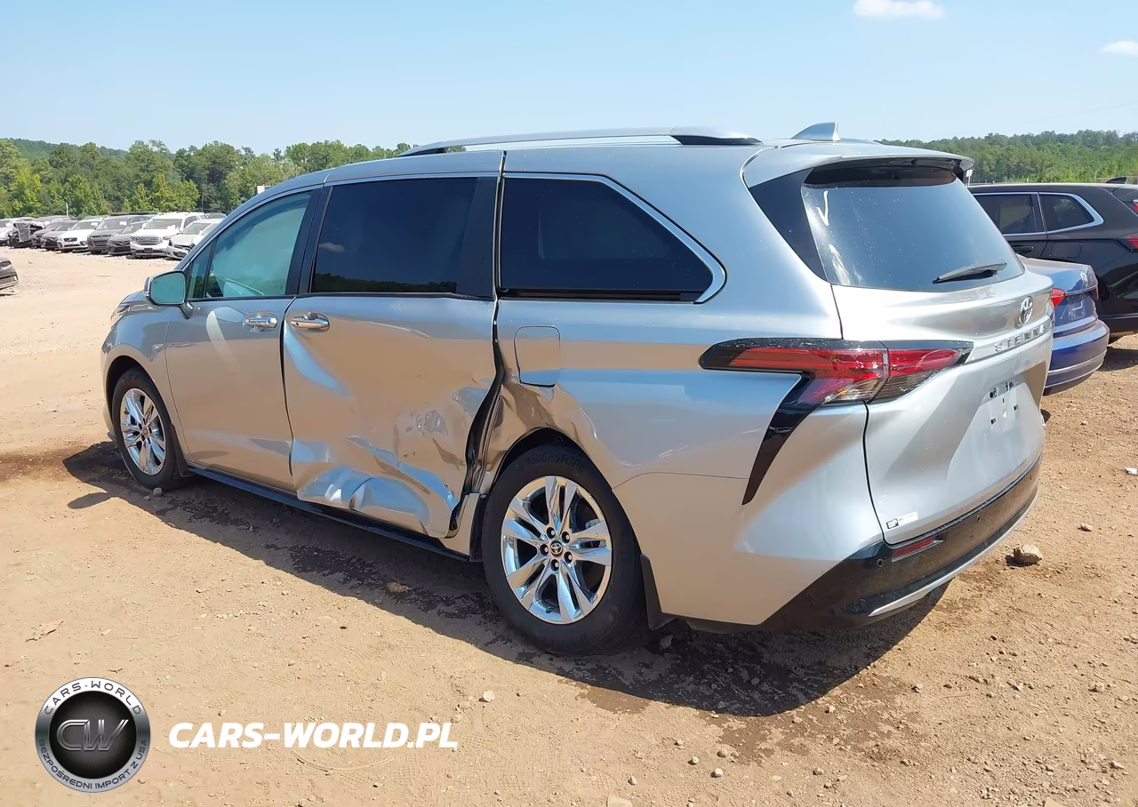 2024 Toyota Sienna Limited VIN:5TDZRKEC0RS217392 - 3