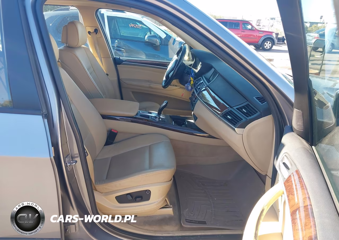 2010 BMW X5 xDrive35D VIN:5UXFF0C50ALJ99856 - 5