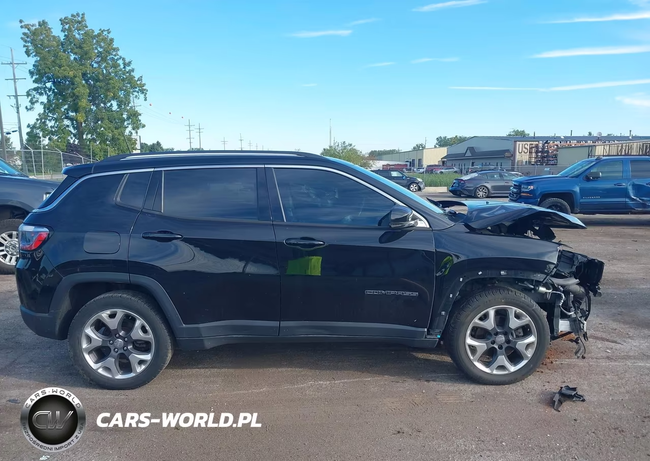 2018 Jeep Compass Limited 4X4 VIN:3C4NJDCB4JT336407 - 13