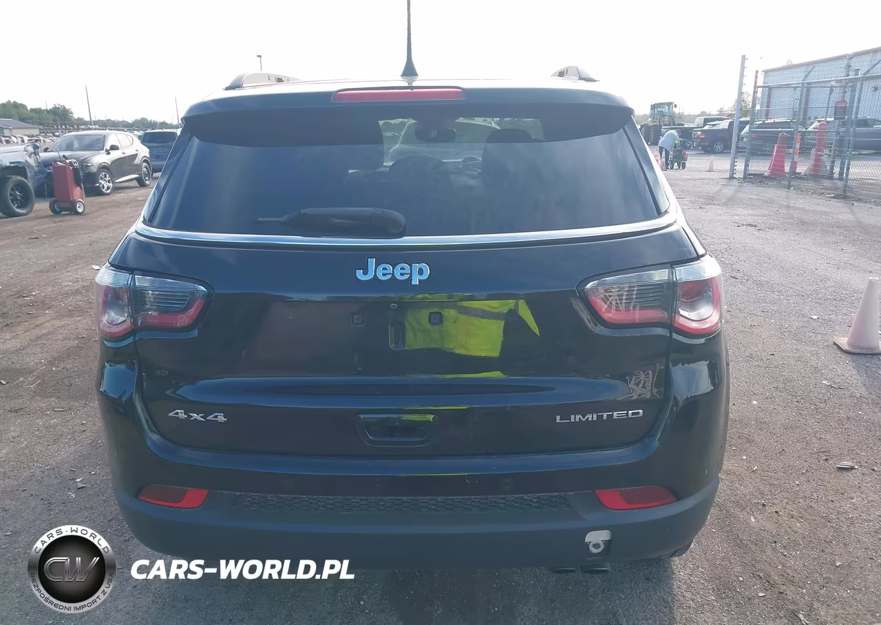 2018 Jeep Compass Limited 4X4 VIN:3C4NJDCB4JT336407 - 16