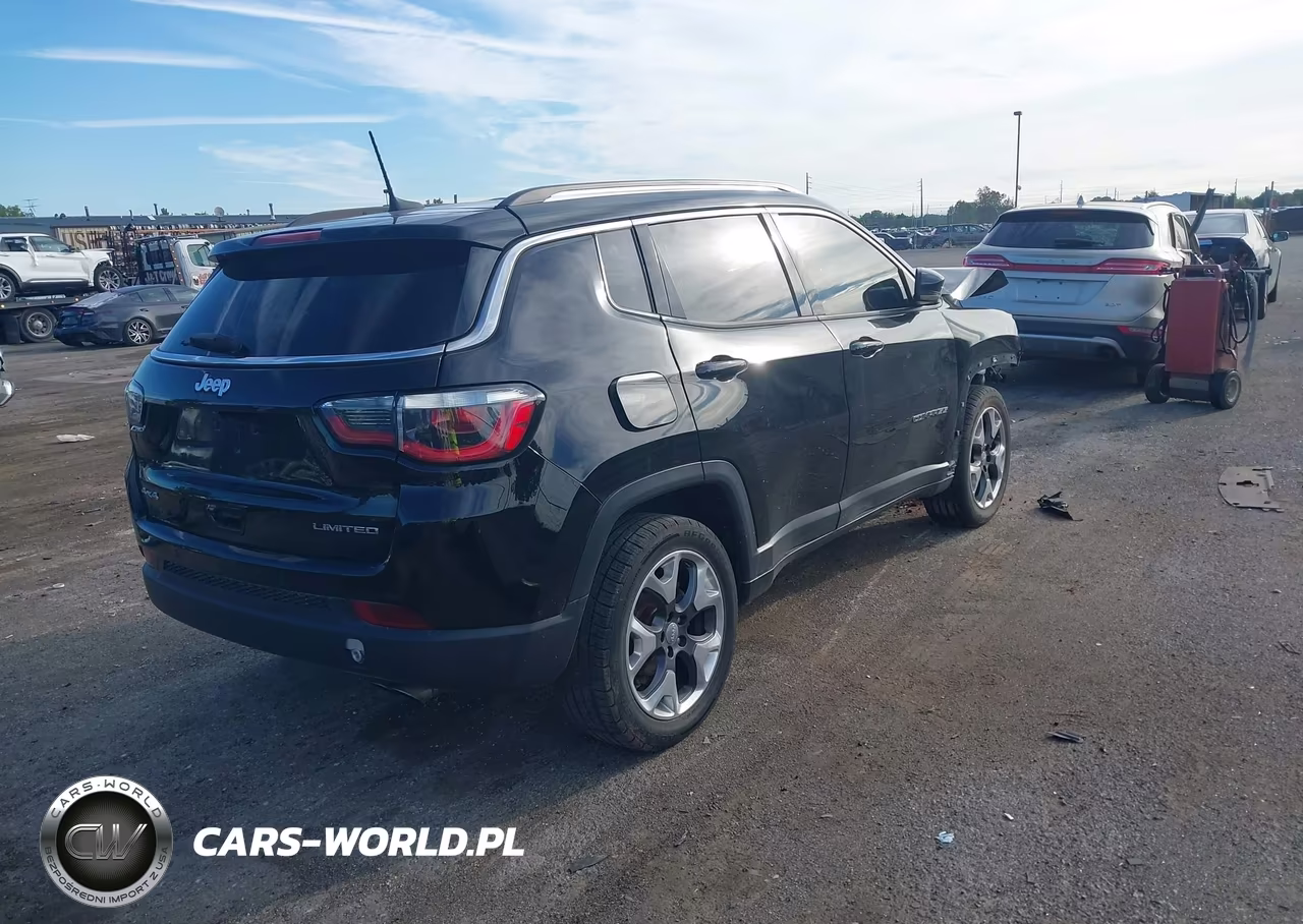 2018 Jeep Compass Limited 4X4 VIN:3C4NJDCB4JT336407 - 4