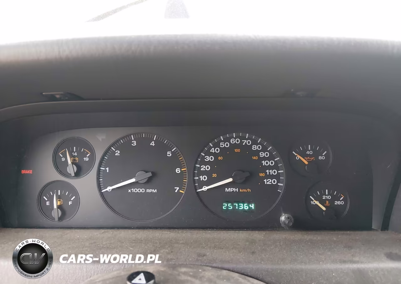 1999 Jeep Grand Cherokee Laredo VIN:1J4GW58S8XC646194 - 7