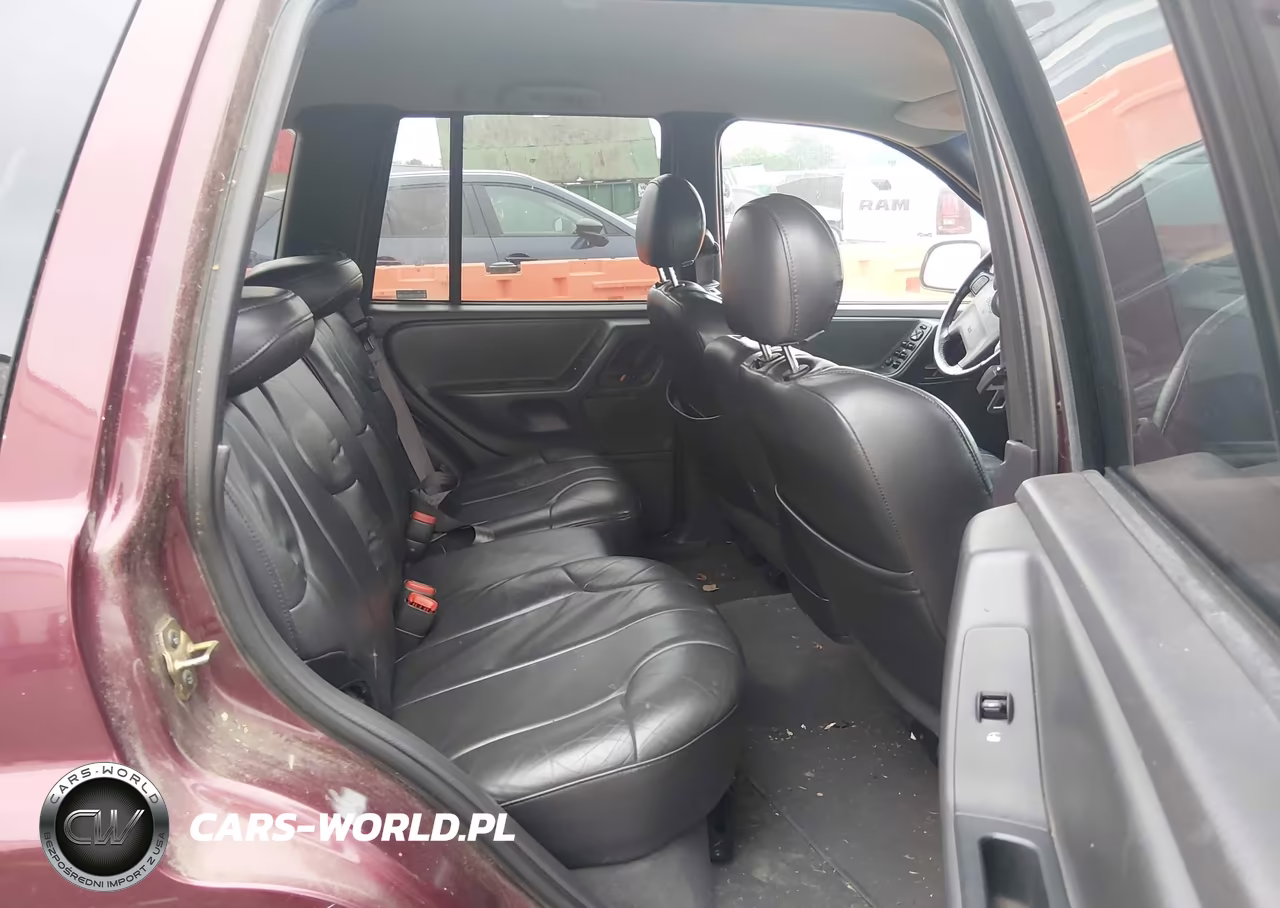 1999 Jeep Grand Cherokee Laredo VIN:1J4GW58S8XC646194 - 8