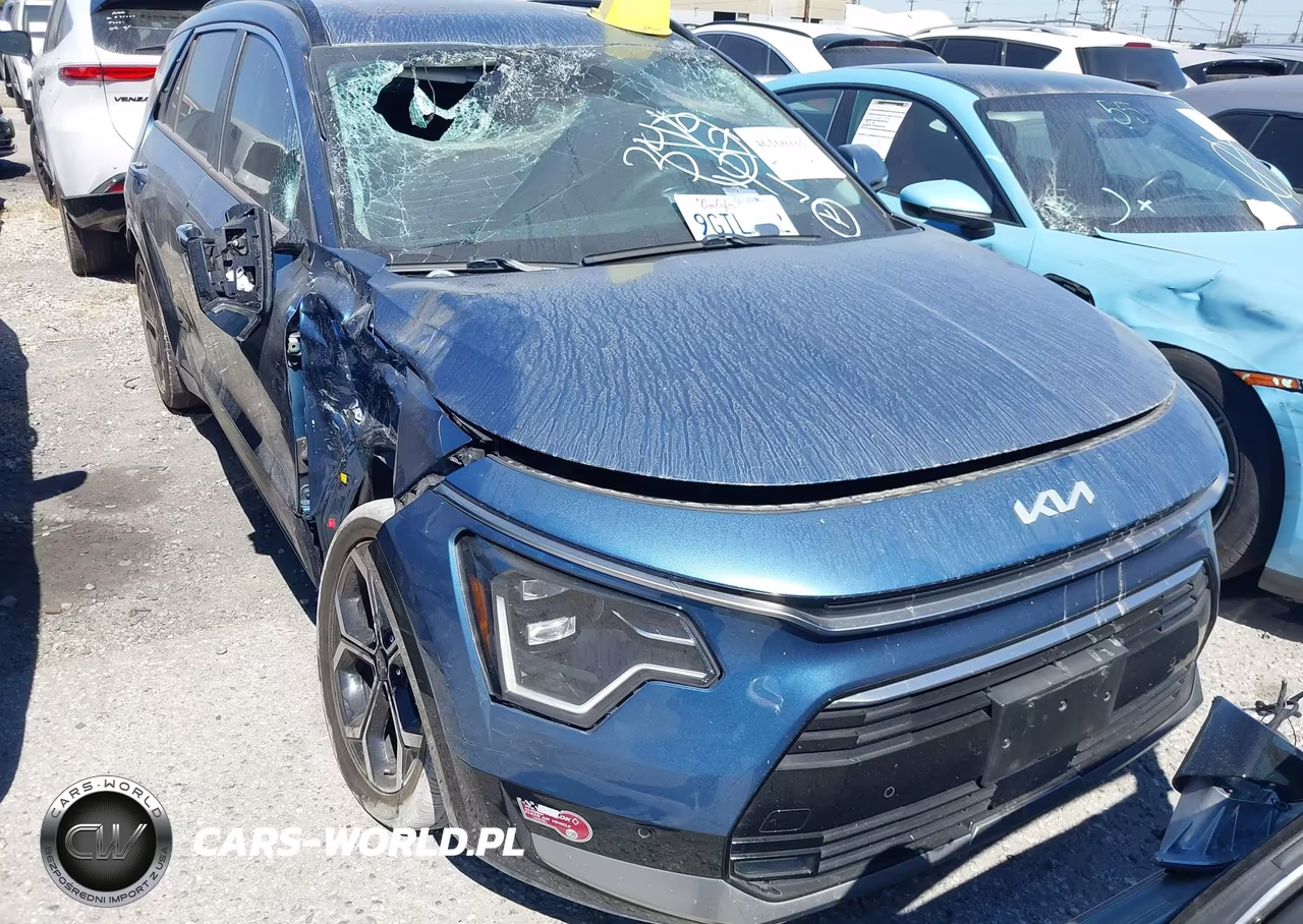 2023 Kia Niro Plug-In Hybrid Sx Touring VIN:KNDCR3LF9P5050557 - 13