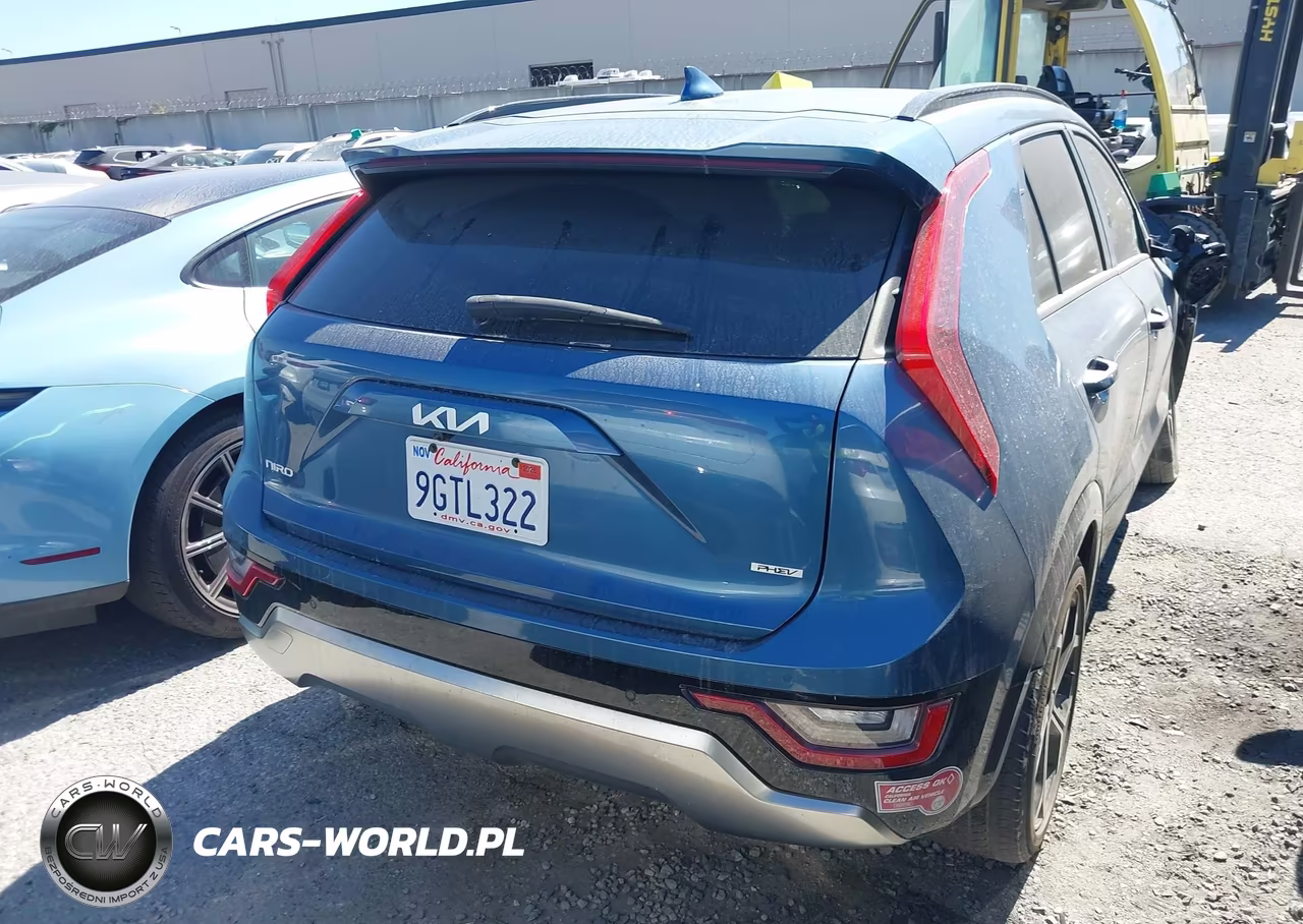 2023 Kia Niro Plug-In Hybrid Sx Touring VIN:KNDCR3LF9P5050557 - 17