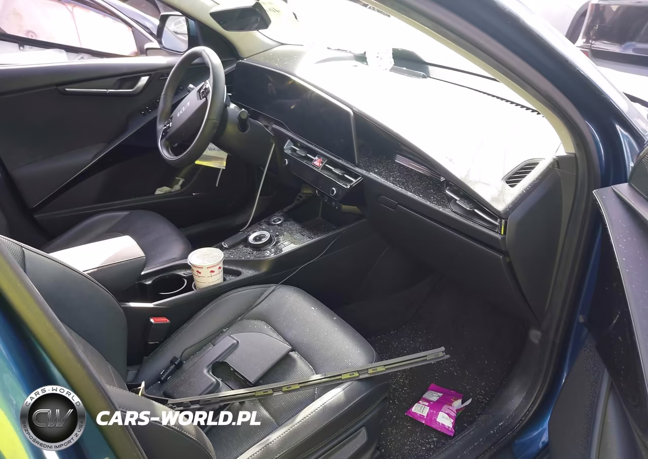 2023 Kia Niro Plug-In Hybrid Sx Touring VIN:KNDCR3LF9P5050557 - 5