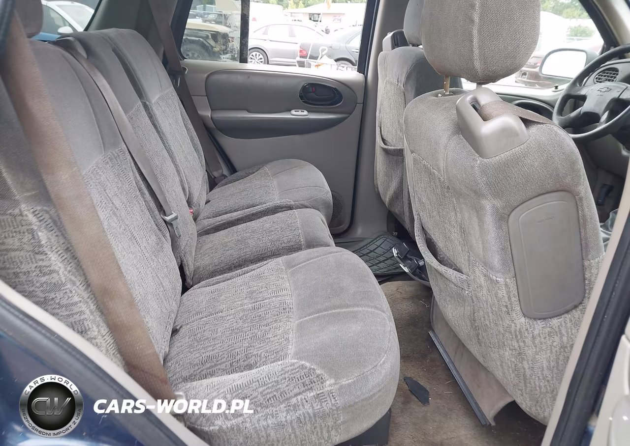2003 Chevrolet Trailblazer Ls VIN:1GNDT13S032125589 - 8